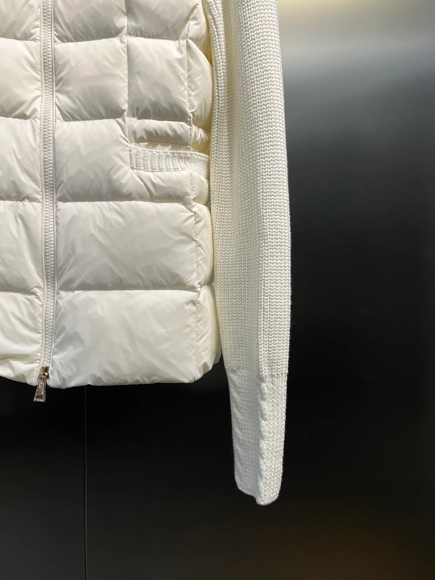 moncler 🌟 25 New Arrival 90 䄂 logo size：s-xl